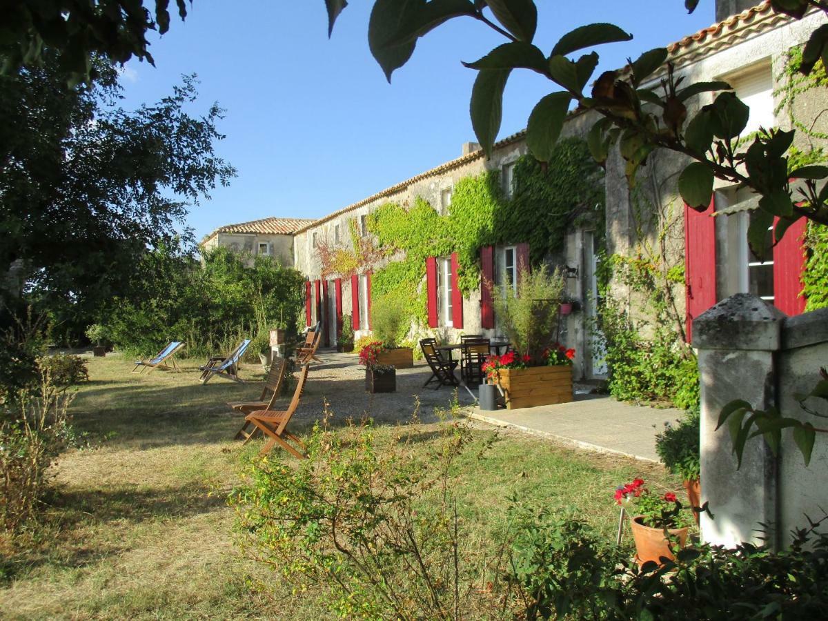Logis De Bois Roche Villa Saint-Bonnet-sur-Gironde Eksteriør billede